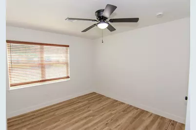 9723 Southport Drive, Houston, TX 77089 - Photo 12