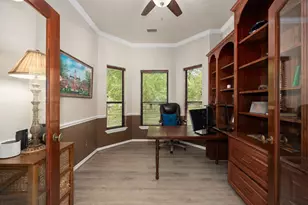 11956 White Oak Crossing, Conroe, TX 77385 - Photo 4