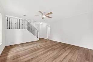 2 Kittiwake Ct, Spring, TX 77380 - Photo 8