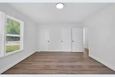 7023 Crestmont Street, Houston, TX 77033 - Photo 16