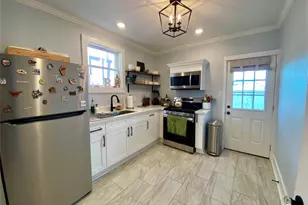 1604 Avenue L, Galveston, TX 77550 - Photo 14