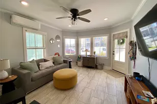 1604 Avenue L, Galveston, TX 77550 - Photo 4