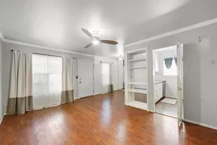 421 Emerson St, Houston, TX 77006 - Photo 1