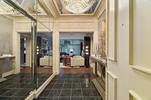 121 N Post Oak Ln, Houston, TX 77024 - Photo 2