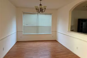 10331 Low Bridge Ln, Sugar Land, TX 77498 - Photo 6