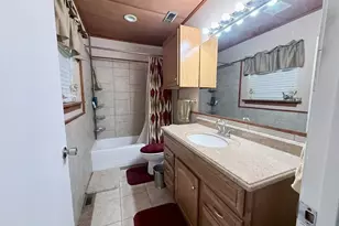 503 Honeysuckle Dr, La Marque, TX 77568 - Photo 16