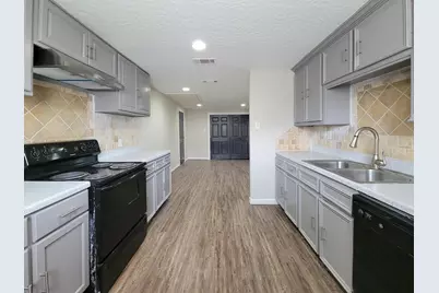 3416 Europa Street, Houston, TX 77022 - Photo 10