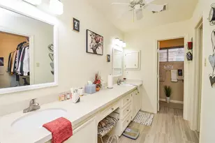 9115 Chesney Downs Dr, Houston, TX 77083 - Photo 32