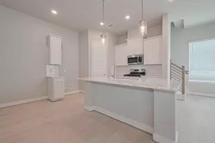 8925 Grovner Pl, Houston, TX 77055 - Photo 8