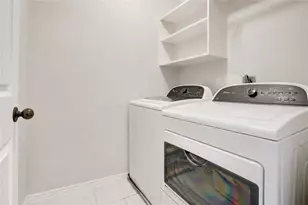 1135 Enclave Square W, Houston, TX 77077 - Photo 26
