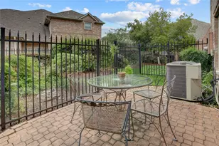 1135 Enclave Square W, Houston, TX 77077 - Photo 28
