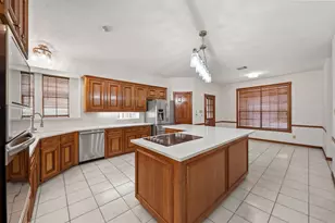 5406 Autumn Breeze Ct, Spring, TX 77379 - Photo 10