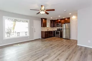 808 W Main St, Houston, TX 77006 - Photo 24