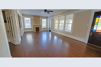 808 W Main Street, Houston, TX 77006 - Photo 2