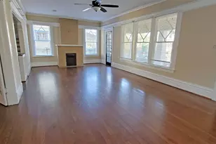 808 W Main St, Houston, TX 77006 - Photo 2