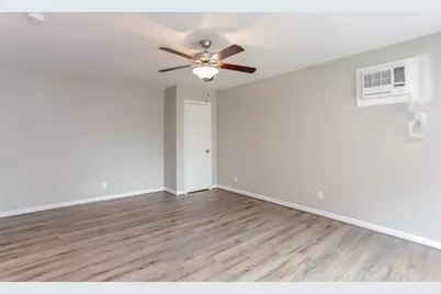 808 W Main Street, Houston, TX 77006 - Photo 22