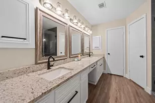 3319 Three Pines Dr, Houston, TX 77339 - Photo 12