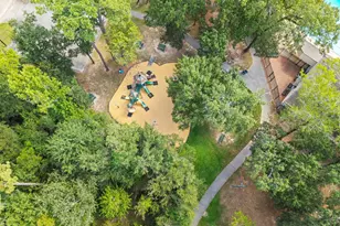 3319 Three Pines Dr, Houston, TX 77339 - Photo 8