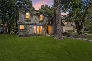 3319 Three Pines Dr, Houston, TX 77339 - Photo 1