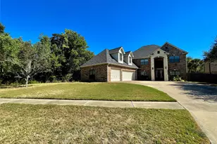 4138 Lakepointe Forest Dr, Seabrook, TX 77586 - Photo 1