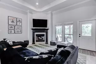 12110 Woodland Dr, Beaumont, TX 77705 - Photo 10