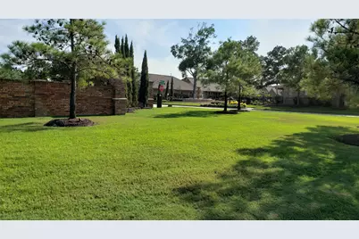 9014 Meacom Drive, Conroe, TX 77384 - Photo 36