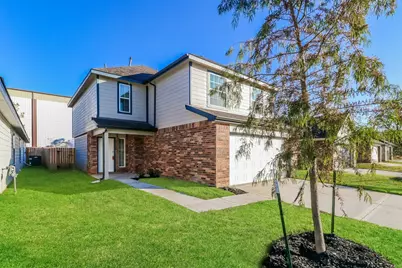 3765 Alexus Drive, Conroe, TX 77301 - Photo 2