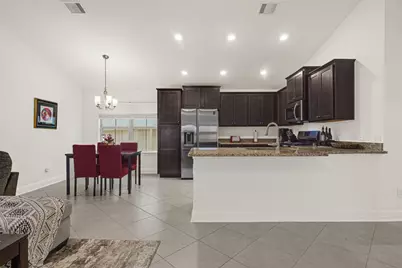 4209 W Bayou Maison Circle, Dickinson, TX 77539 - Photo 6