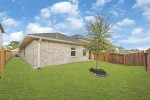 4209 W Bayou Maison Cir, Dickinson, TX 77539 - Photo 28