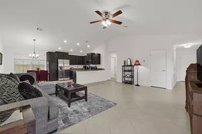 4209 W Bayou Maison Circle, Dickinson, TX 77539 - Photo 8