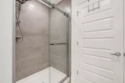 4209 W Bayou Maison Circle, Dickinson, TX 77539 - Photo 14