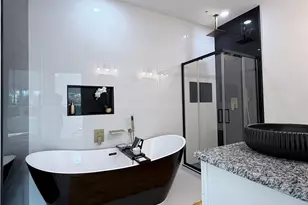 2823 Woodcreek Meadows Ln, Houston, TX 77073 - Photo 20