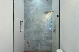 2823 Woodcreek Meadows Ln, Houston, TX 77073 - Photo 14