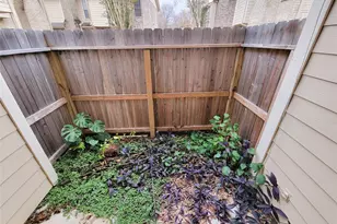 7575 Cambridge St, Houston, TX 77054 - Photo 24