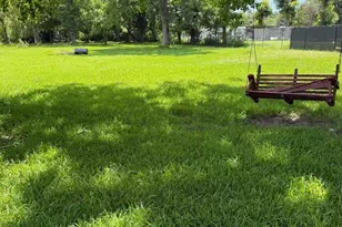 3806 Barkaloo Rd, Baytown, TX 77521 - Photo 2