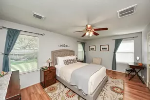 19203 Indian Stone Ln, Katy, TX 77449 - Photo 6