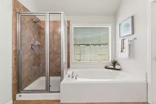 2707 Oak Pass Ct, Conroe, TX 77385 - Photo 24