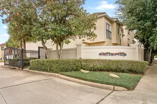 7118 Windwater Pkwy N, Houston, TX 77036 - Photo 2