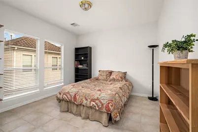 7118 Windwater Parkway N, Houston, TX 77036 - Photo 24