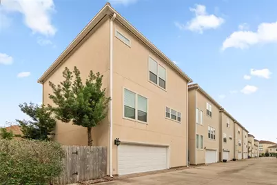 7118 Windwater Parkway N, Houston, TX 77036 - Photo 40