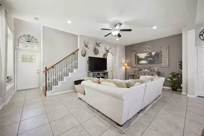 323 Biltmore Loop, Montgomery, TX 77316 - Photo 6