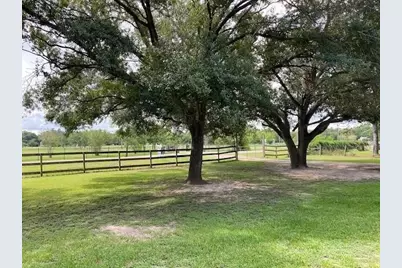 9528 Gates Loop, Manvel, TX 77578 - Photo 2