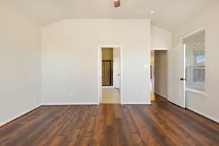 4105 Canterbury Park Ln, Pearland, TX 77584 - Photo 16