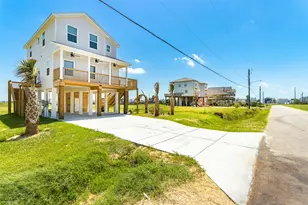 18103 Shaman Dr, Galveston, TX 77554 - Photo 44