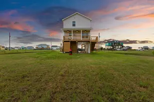 18103 Shaman Dr, Galveston, TX 77554 - Photo 40