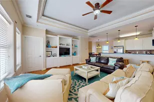 906 Helen Blvd, Crystal Beach, TX 77650 - Photo 14