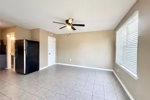 811 N Avenue F, Freeport, TX 77541 - Photo 2