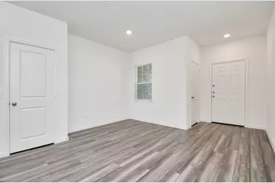 13427 Harrow Park Lane, Houston, TX 77049 - Photo 6