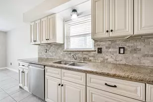 197 County Rd 6768, Dayton, TX 77535 - Photo 12