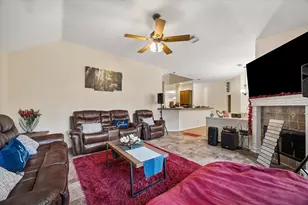 6607 Springcrest Dr, Sugar Land, TX 77479 - Photo 4